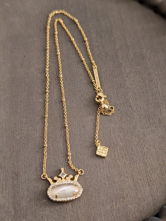 Kendra Scott Jewelry - KENDRA SCOTT x DISNEY Elisa Princess Gray Pendant Necklace